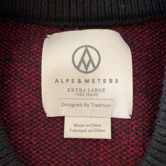 Alps & Meter luxury sweater. Black with a Red Cross, size XL. - Picture 2 of 6